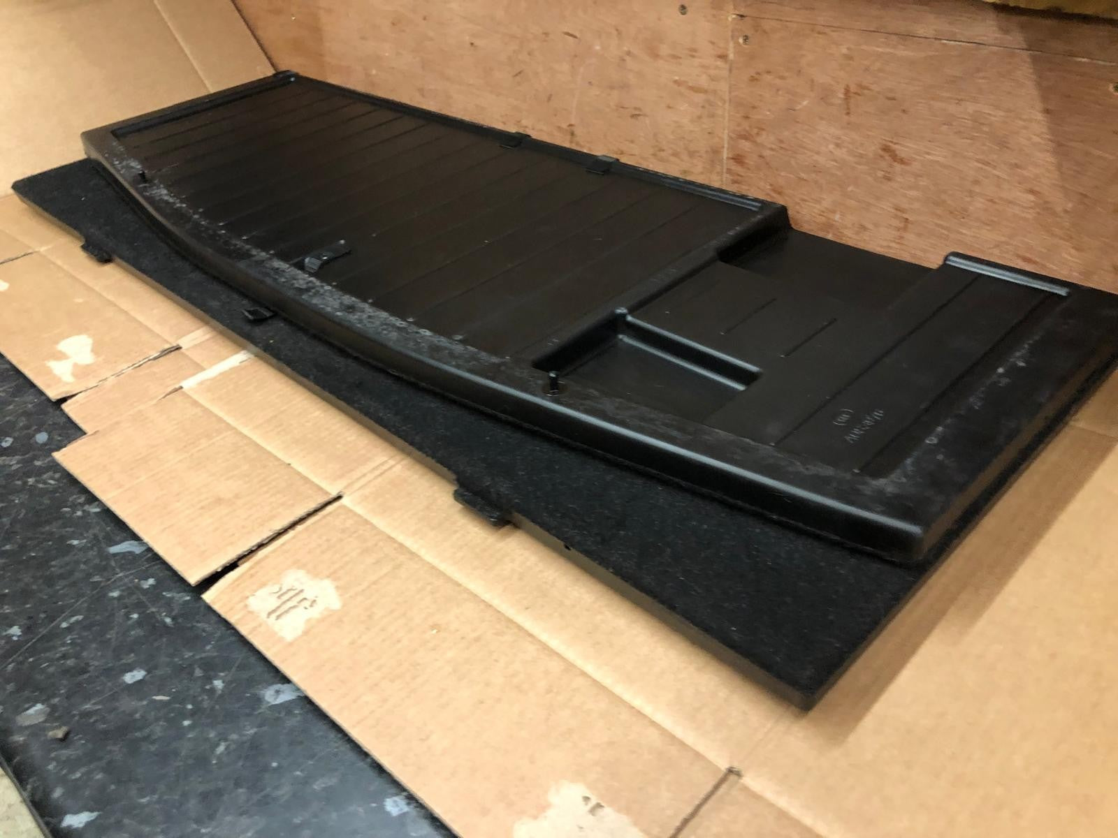 2014 Mitsubishi Outlander GX 4h PHEV Boot Liner | 7646A182 A083976