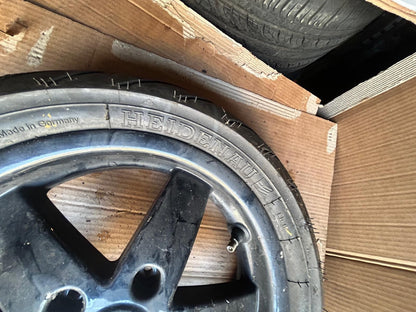 Vespa LX 50 / 125 Front Wheel & Tyre