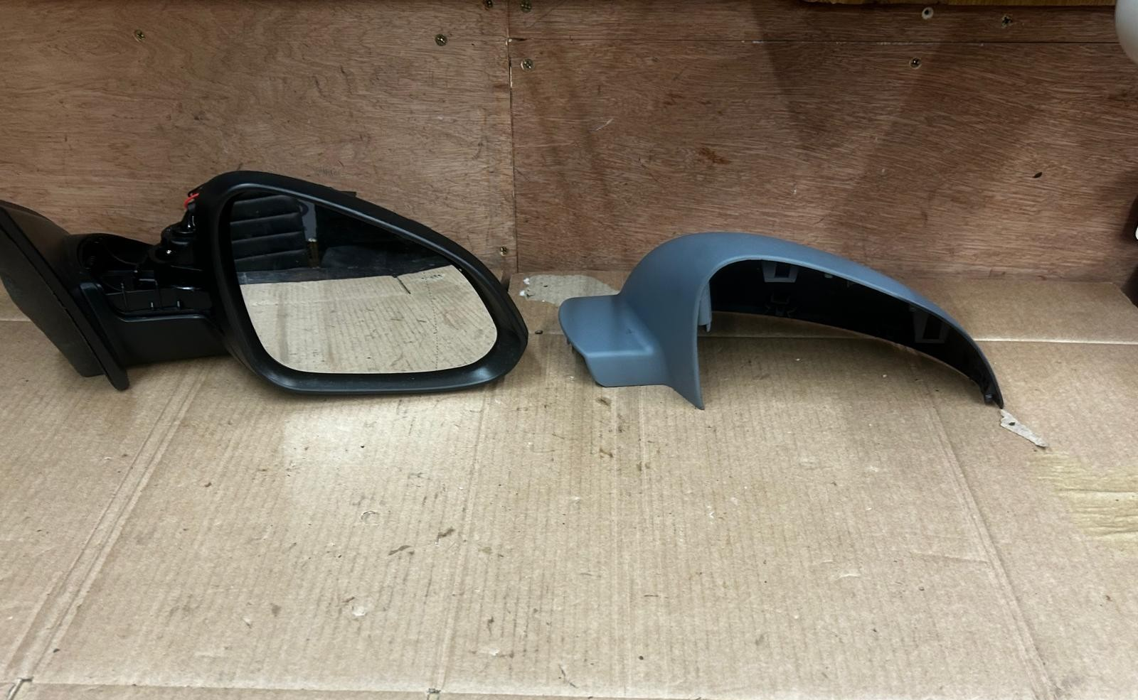 2008 - 2017 Vauxhall Insignia Right Side Wing Door Mirror | VM-963EHR