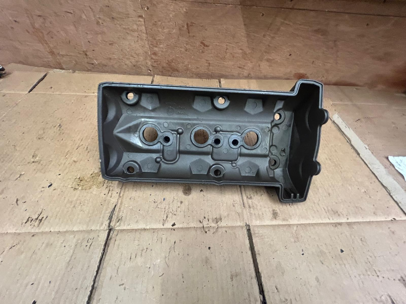 2006 - 2009 Triumph Daytona 675 Valve Cover | 1260214