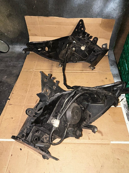 2010 Honda FES 125 S-Wing Front Headlights