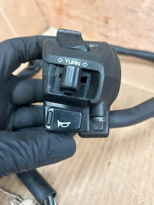Honda Left Side Handlebar Button Switch | HM-320B-T