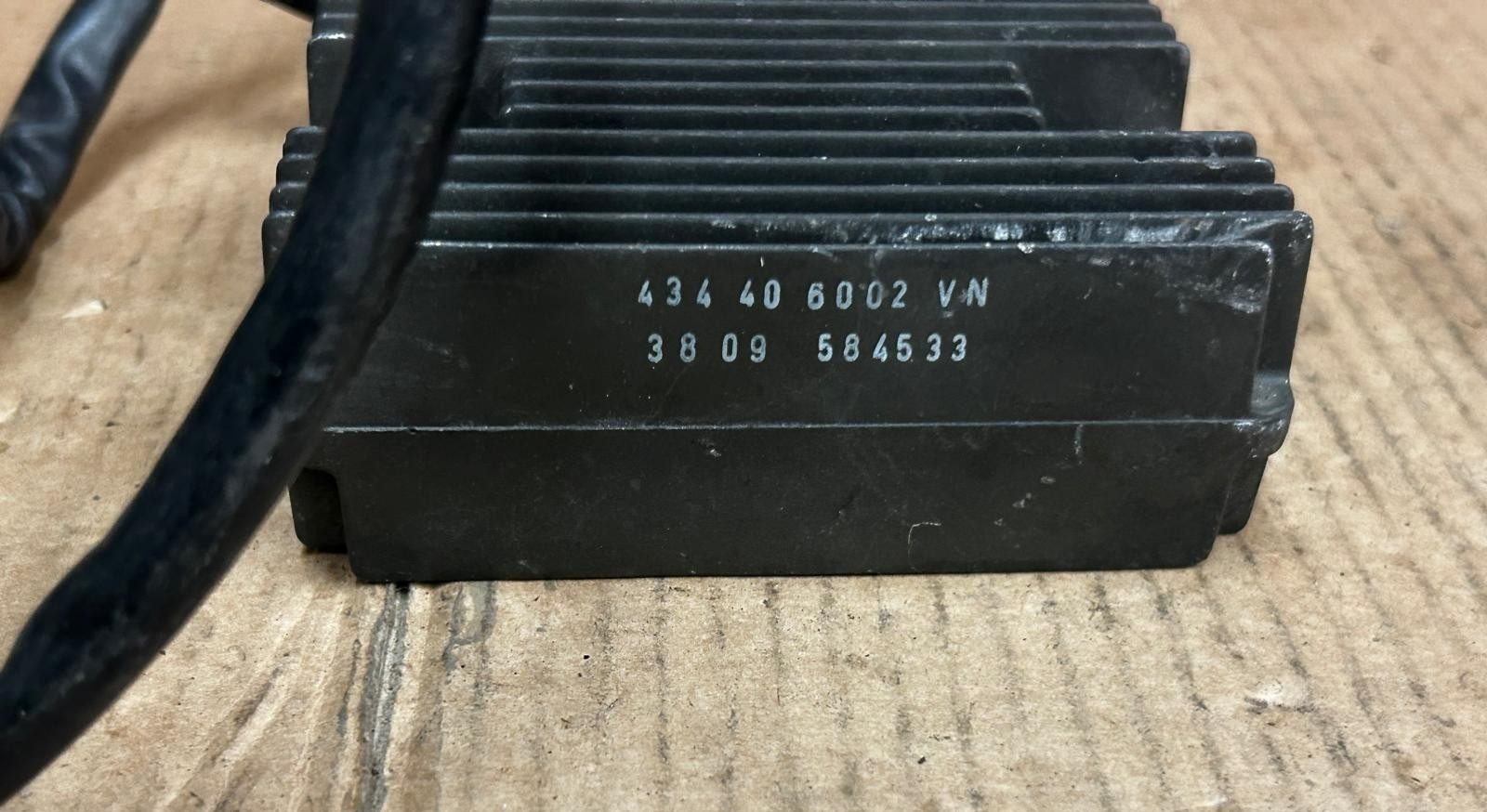 584533 | 2007 - 2015 Piaggio Vespa GTS 125 Voltage Regulator
