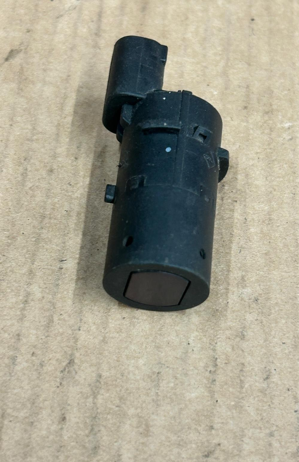 Genuine BMW 7 Series E38 PDC Parking Sensor
