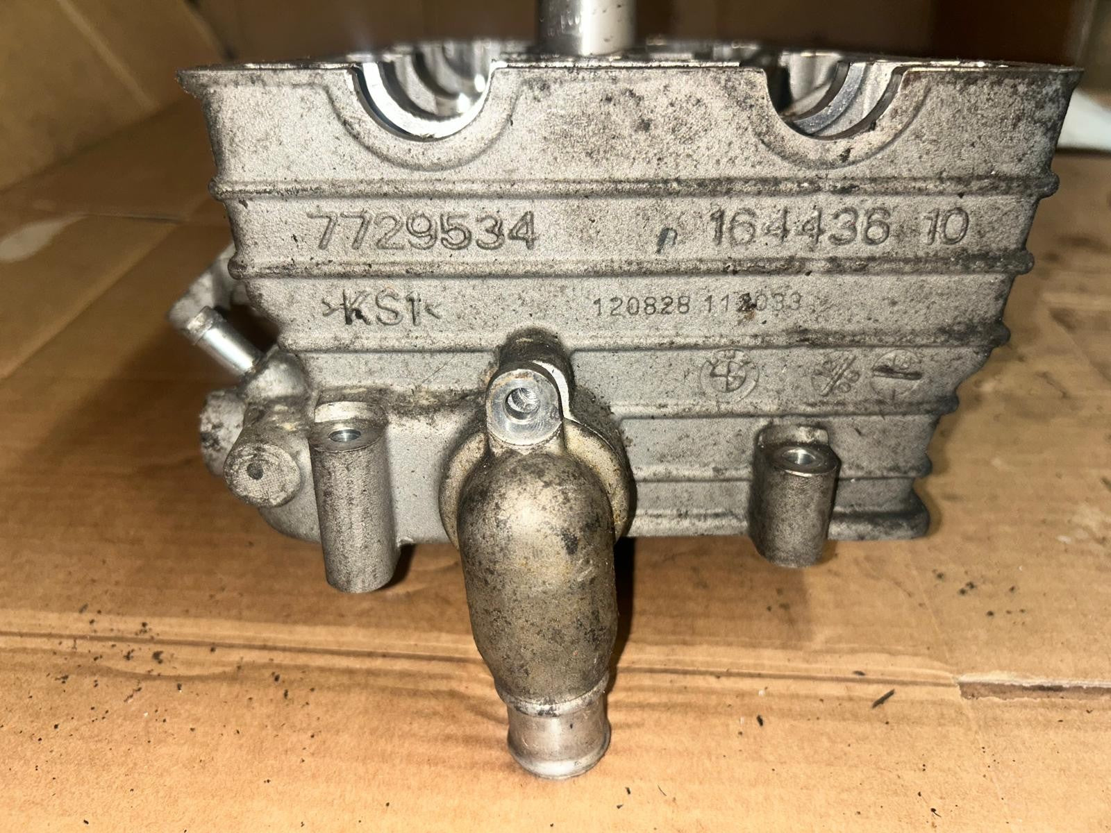BMW C650GT Cylinder Head | 7729534 16443610