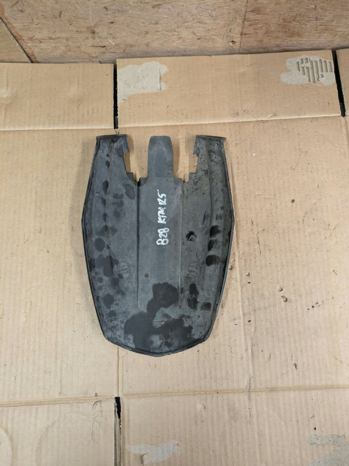 2019 KTM Duke 125 Fender Mudguard | 9010405000