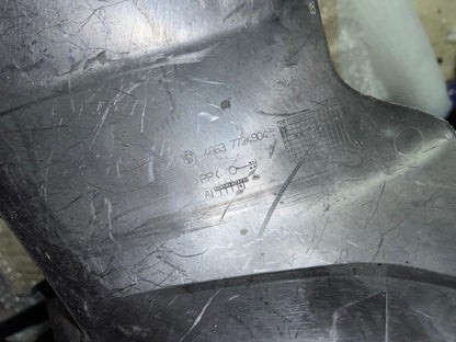 2011 BMW C600 Sport Central Tunnel Cover | 46637724904