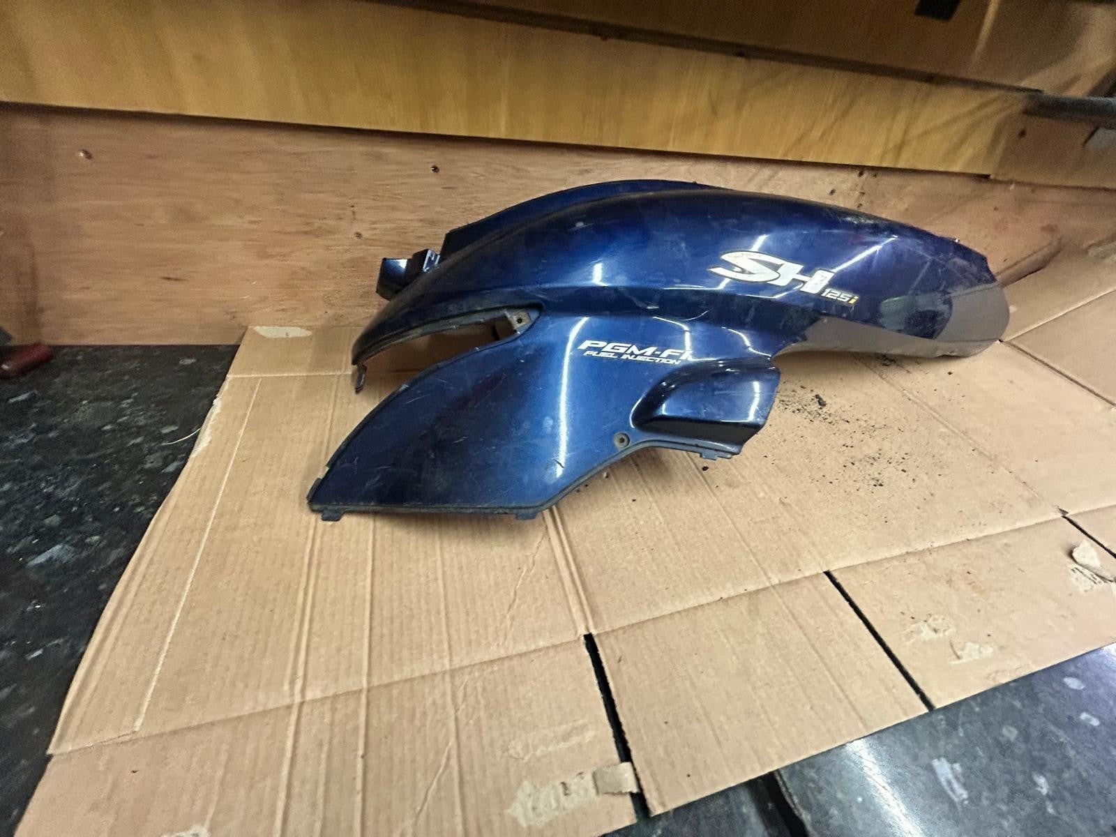Honda SH 125 Left & Right Body Cover Panels | 83500-KTFA-6400
