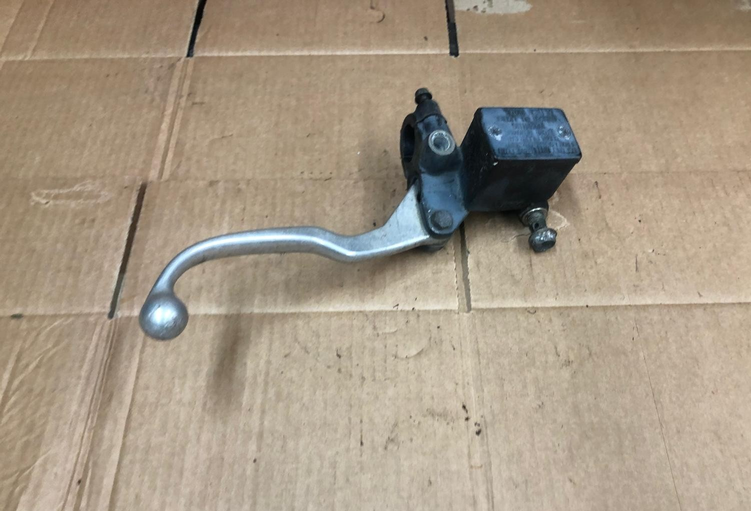 2005 Suzuki RV 125 Brake Master Cylinder + Lever