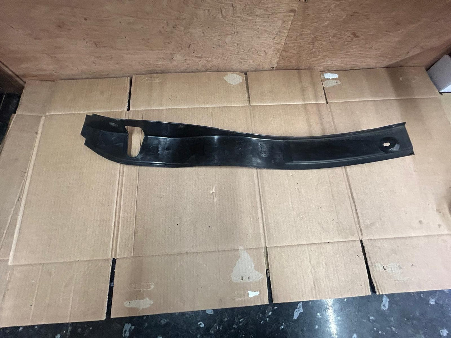 Genuine BMW 7 Series E38 Right Rear Door Catch Cover | 51428150860