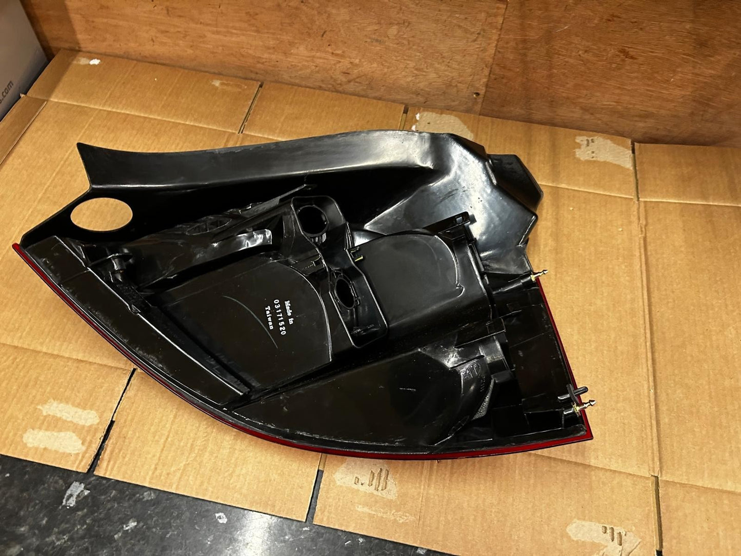 2003 - 2005 Renault Megane Left Side Tail Light Unit | 11-0380-01-2