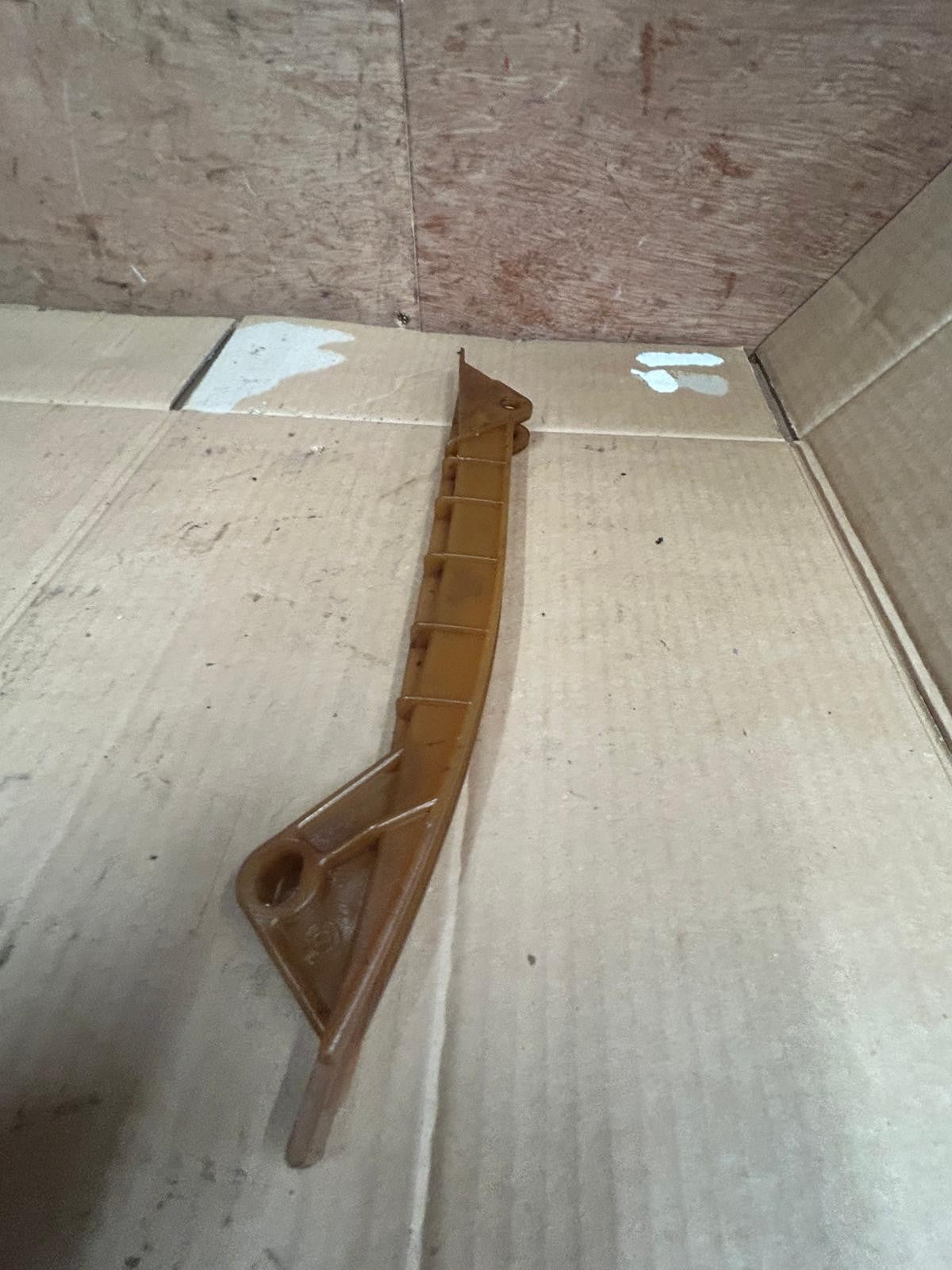 BMW E38 7 series E39 5 Series Timing Chain Guide Rail | 1131460683