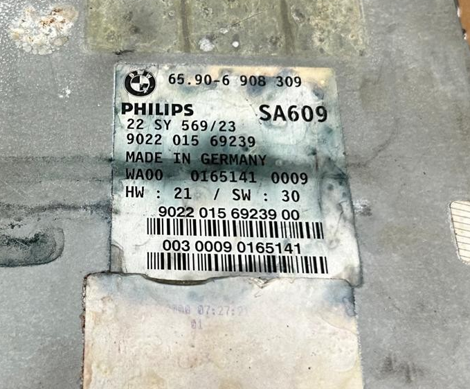Genuine BMW 7 Series E38 Navigation Unit CD/DVD Player | 65906908309