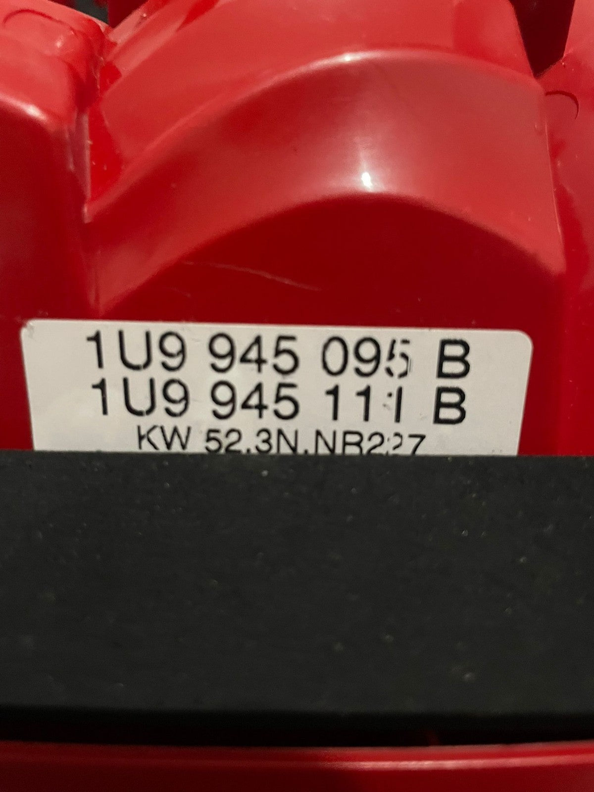 1997 - 2000 Skoda Octavia Rear Left Tail Light | 1U9945095 1U9945111