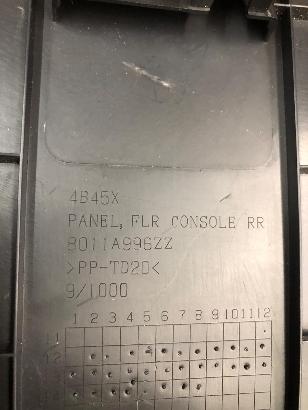 2014 Mitsubishi Outlander GX 4h PHEV Centre Consol Trim Panel | 8011A996ZZ