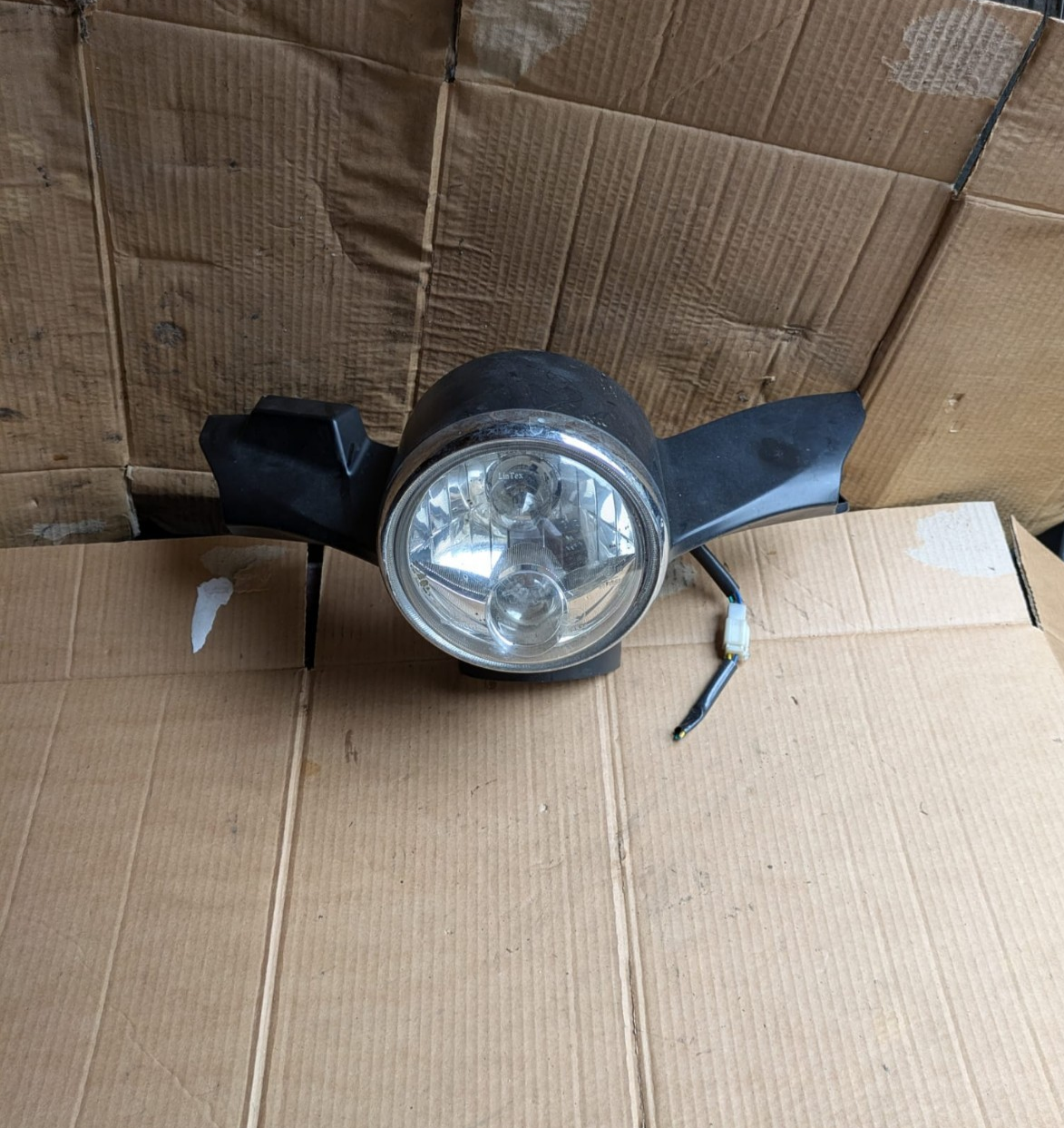 Sinnis Encanto 50 Headlight + Surround Panel