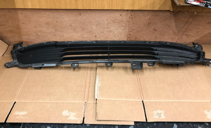2014 Mitsubishi Outlander GX 4h PHEV Front Bumper Lower Grille | 6402A233