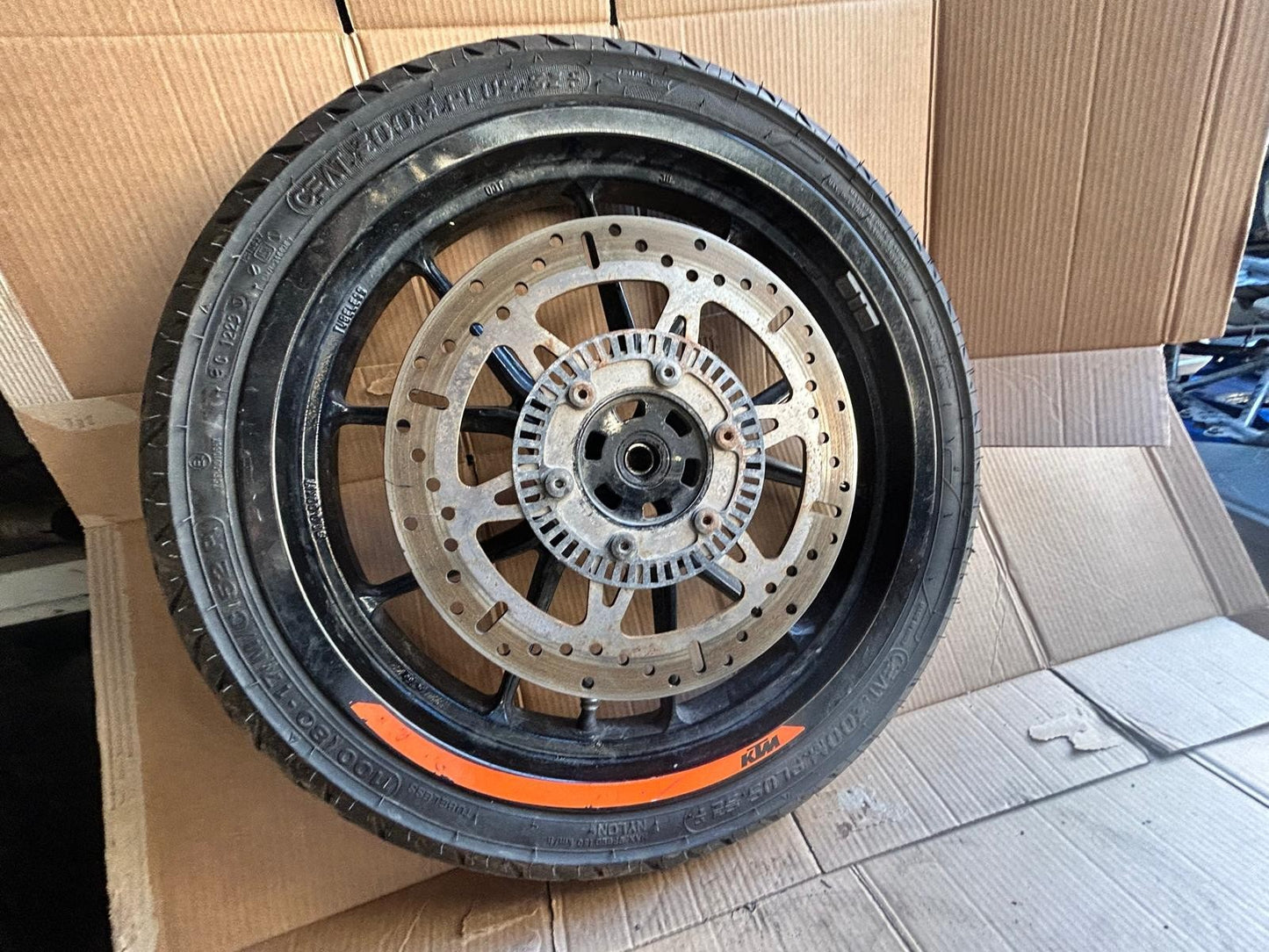 2019 KTM Duke 125 Front Wheel & Brake Disc