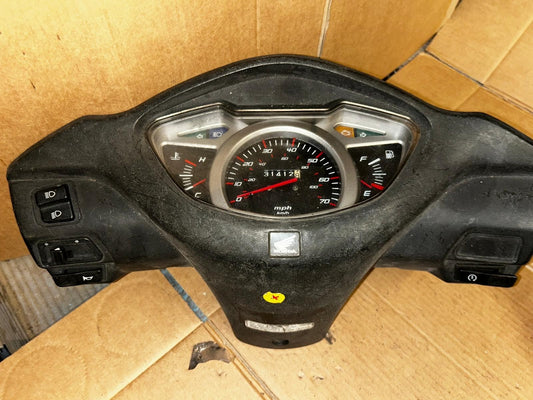 2009 Honda Lead NHX Speedo Clock Speedometer Handlebar Cover with Switches