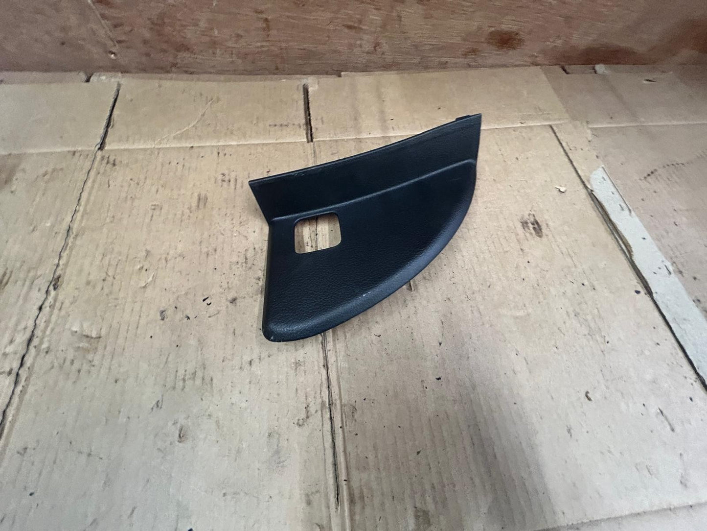 2014 Mitsubishi Outlander Left Side Dashboard Trim Cover | 8002B129
