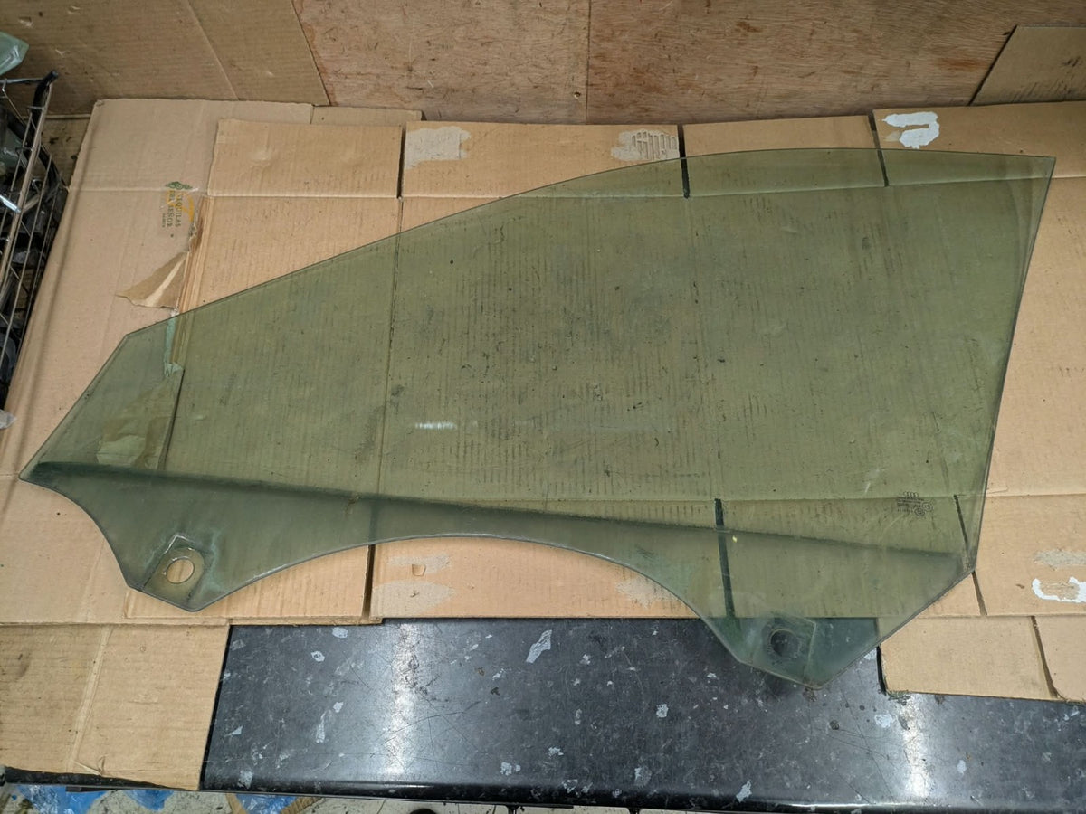 2011 Audi A3 S Line Front Left Passenger Side Window Glass | 43R-001025