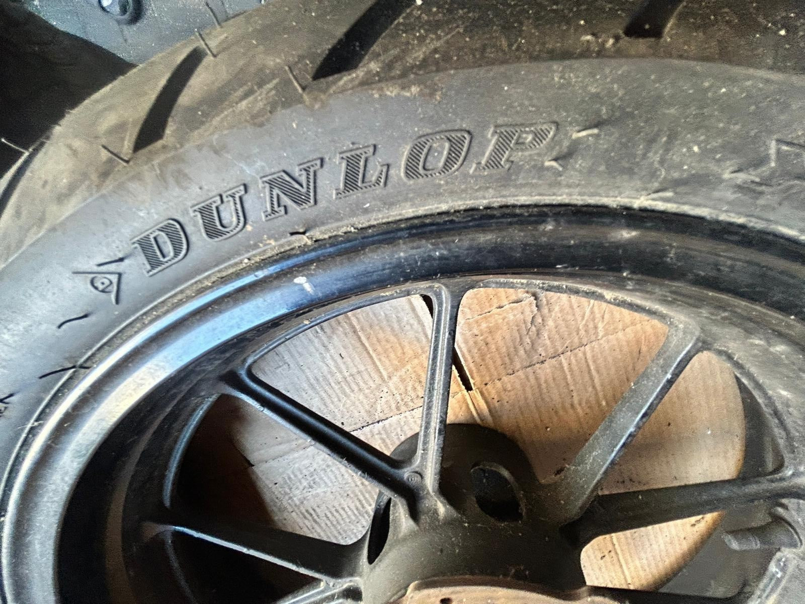 Dunlop Motorcycle Tyre 130/70/17 | D102A