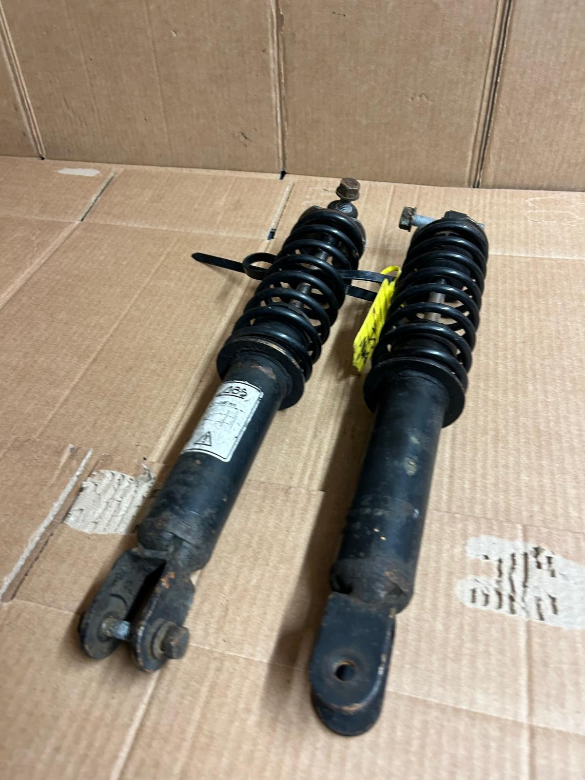 BMW C1 Rear Shock Absorber Pair | 2335988