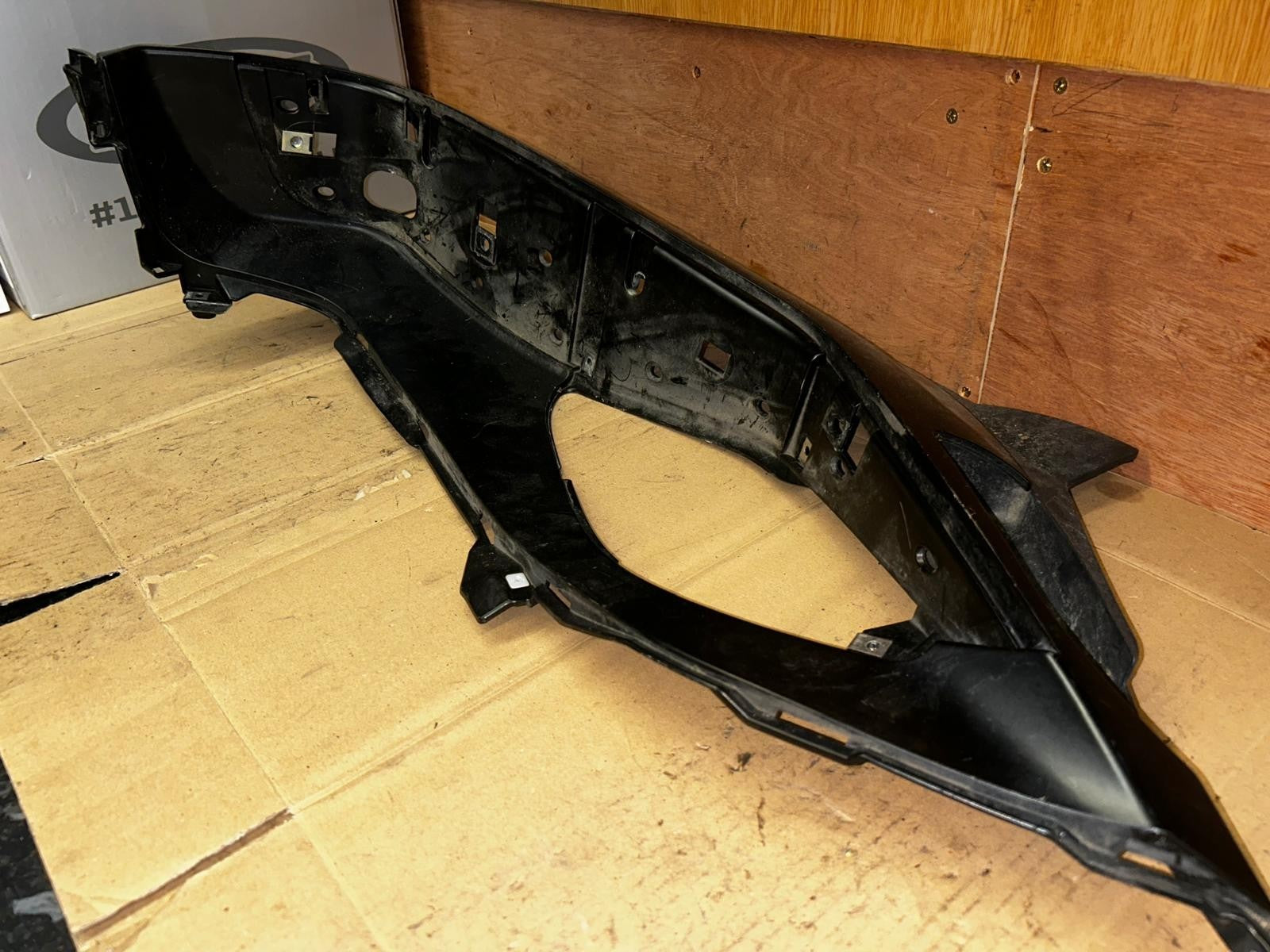 2022 Piaggio MP3 300 Right Side Footrest Panel | 1B005987