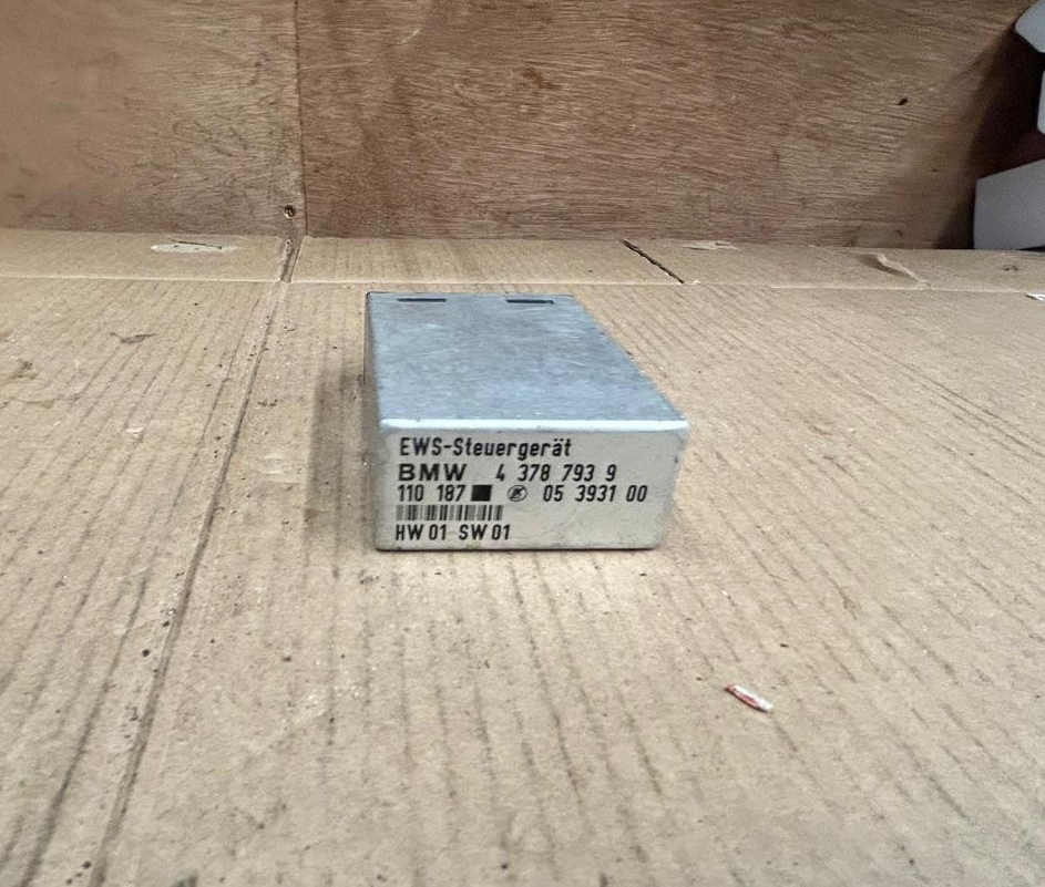 Genuine BMW 7 Series E38 Electronic Module | 43787939
