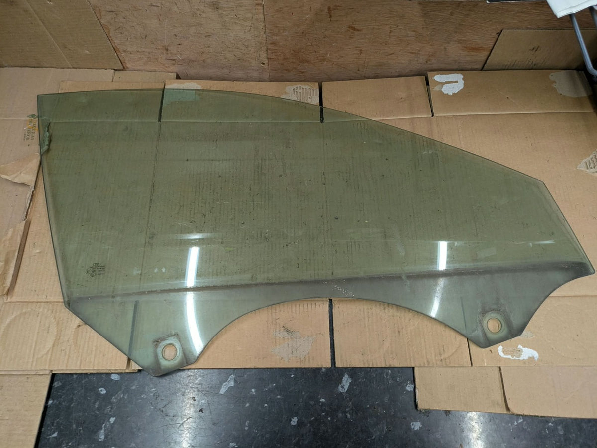 2011 Audi A3 S Line Front Left Passenger Side Window Glass | 43R-001025