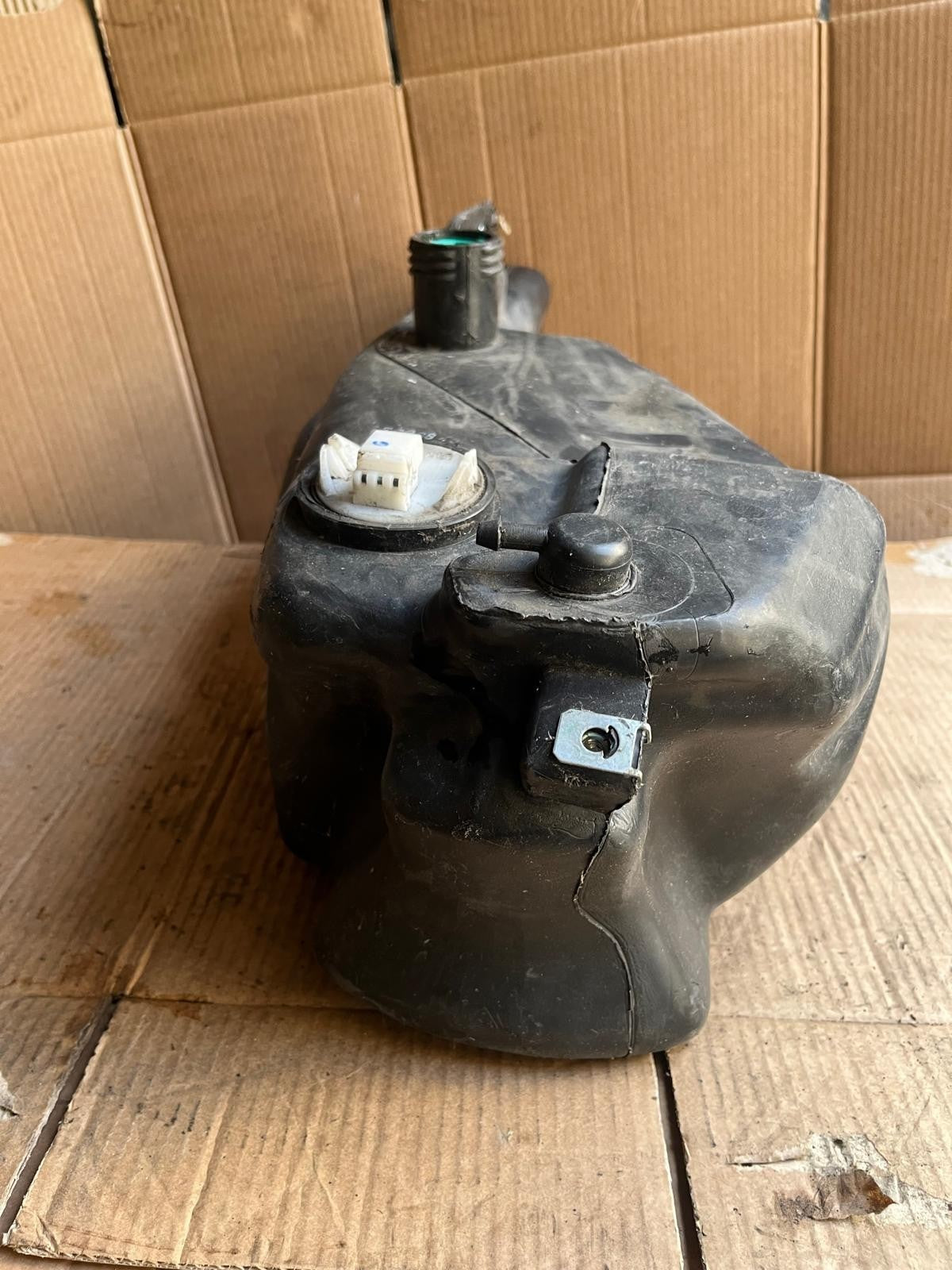 2005 - 2010 Piaggio Liberty 125 Petrol Tank | 6PD030