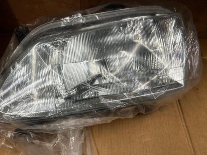 1995 - 1999 Renault Megane Left Side Head Lamp Headlight | 20-5118-A5-2B