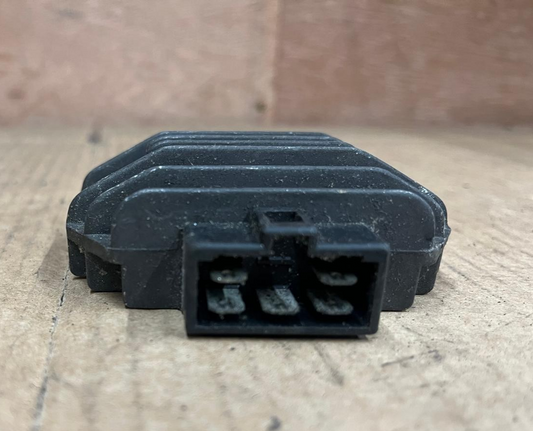 SH640D-12 | Regulator Rectifier Genuine OEM Part