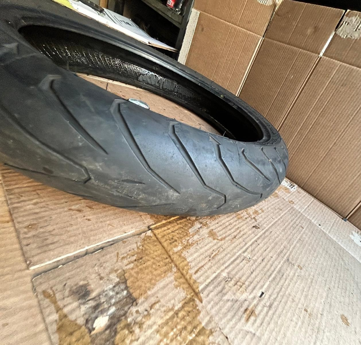 Pirelli Angel ST Tyre 120/70/17