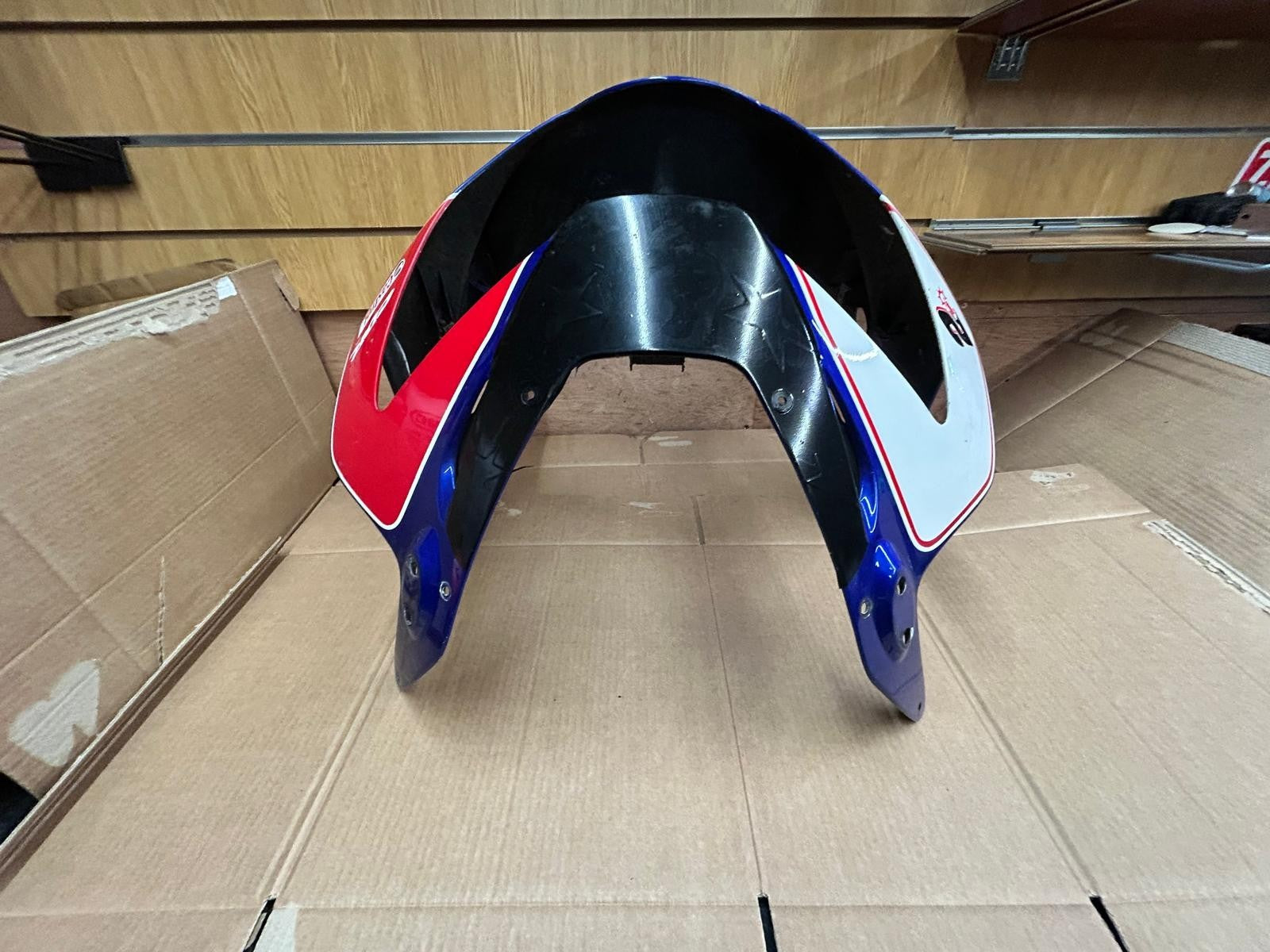 Honda CBR 900 Fireblade / CBR929RR Upper Cowl Comp | 64210-MCJA-0000