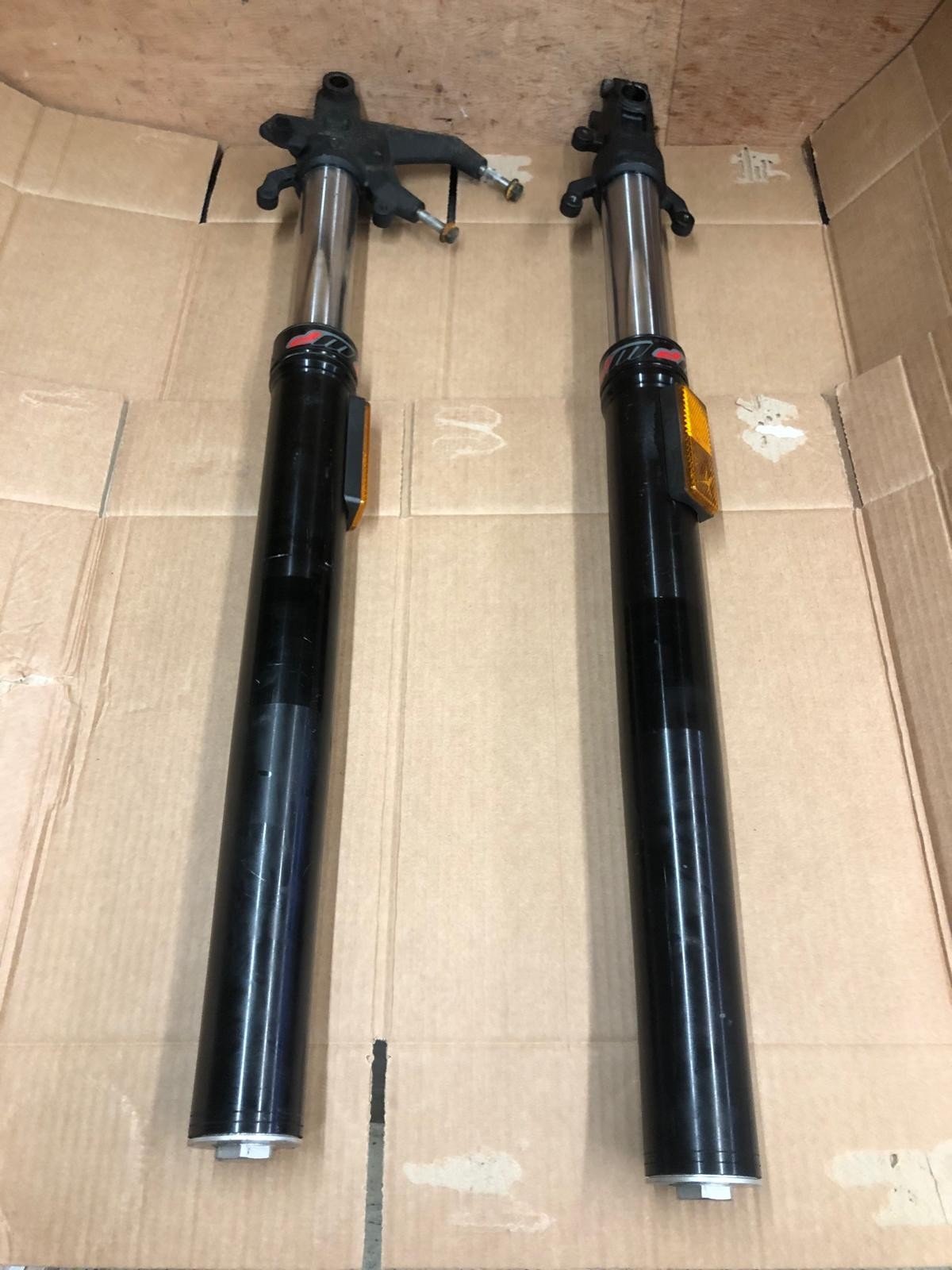 2019 KTM Duke 125 Front Fork Legs
