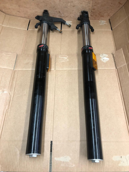 2019 KTM Duke 125 Front Fork Legs