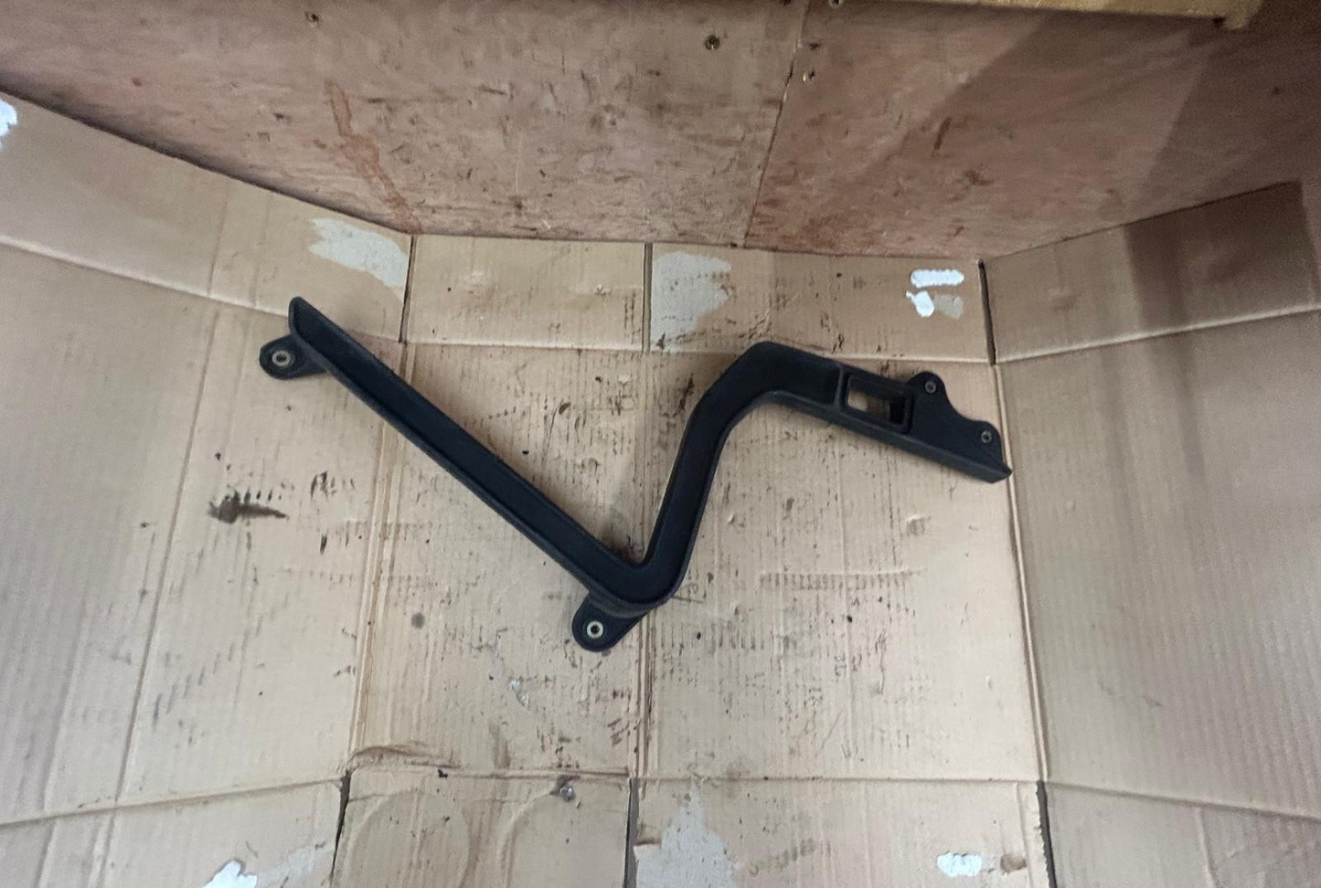 1985 - 1995 BMW K75s Left Side Pannier Mounting Bracket | 46-542300037