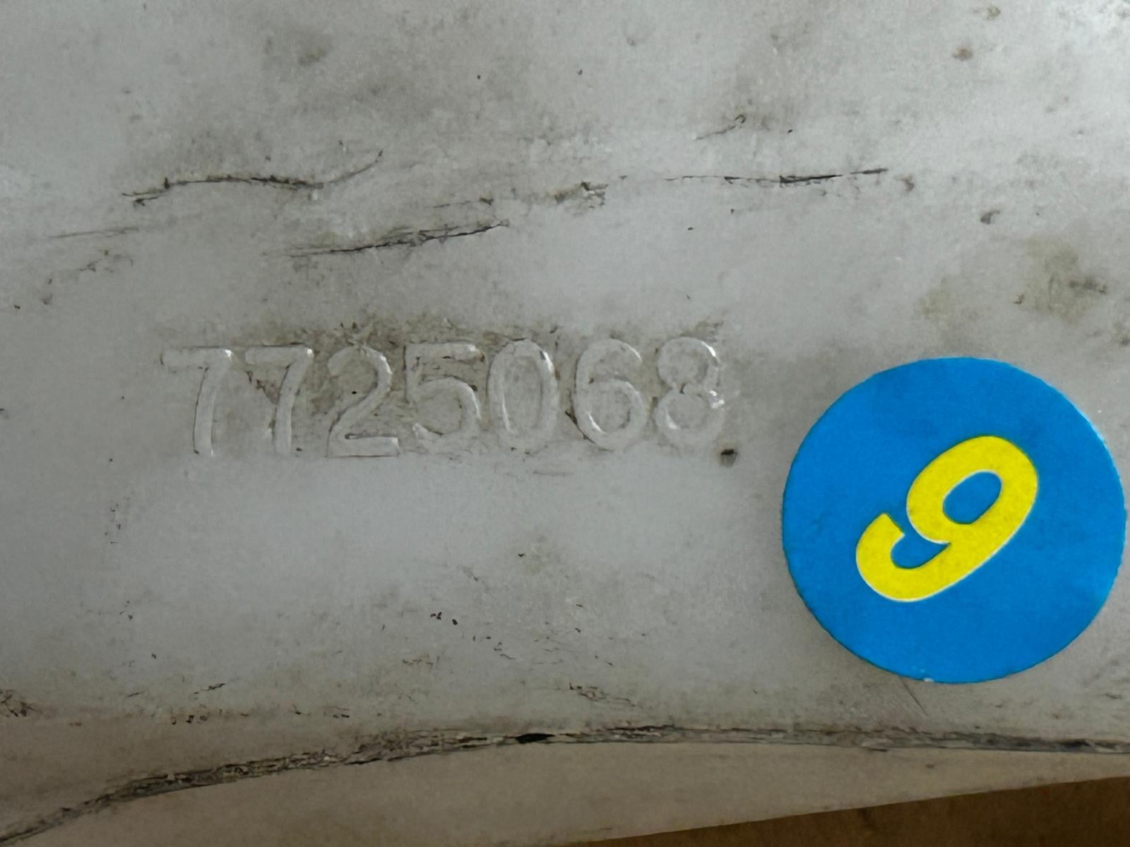 BMW C600 Coolant Expansion Tank Bottle | 7725068