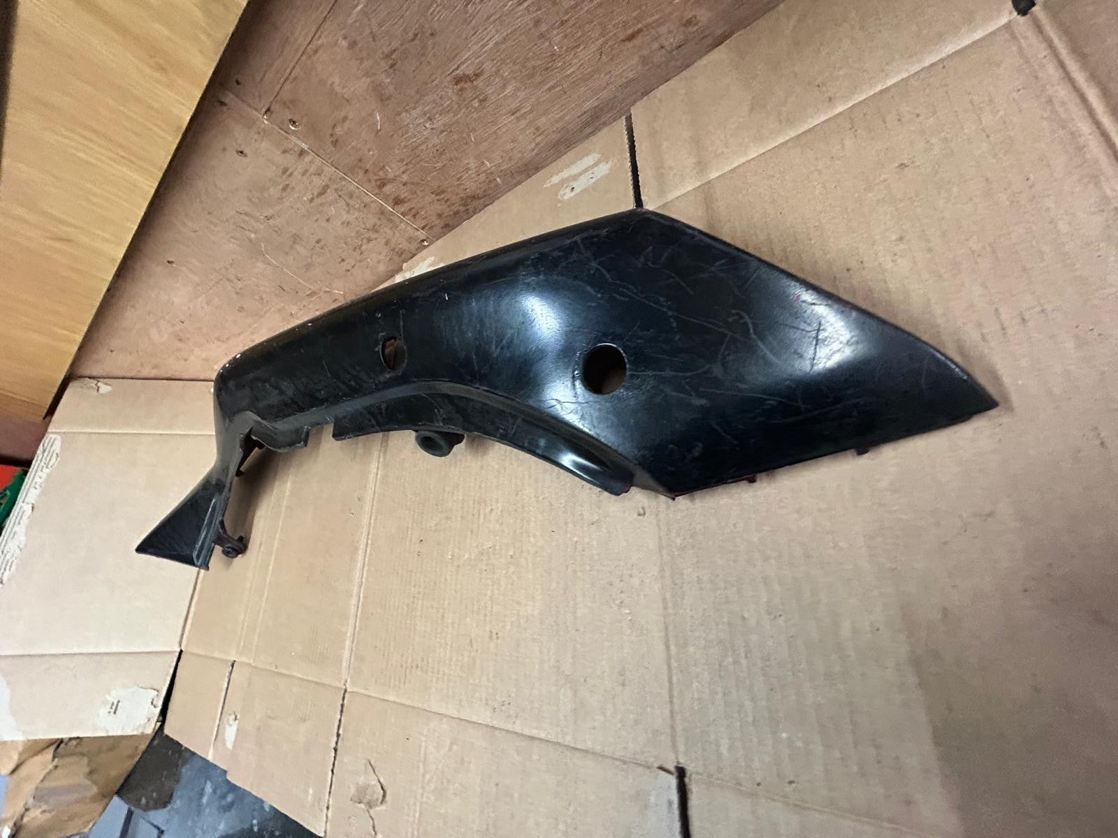 1996 - 2000 Suzuki GSF 1200 Bandit Right Tail Fairing | 47111-26E0