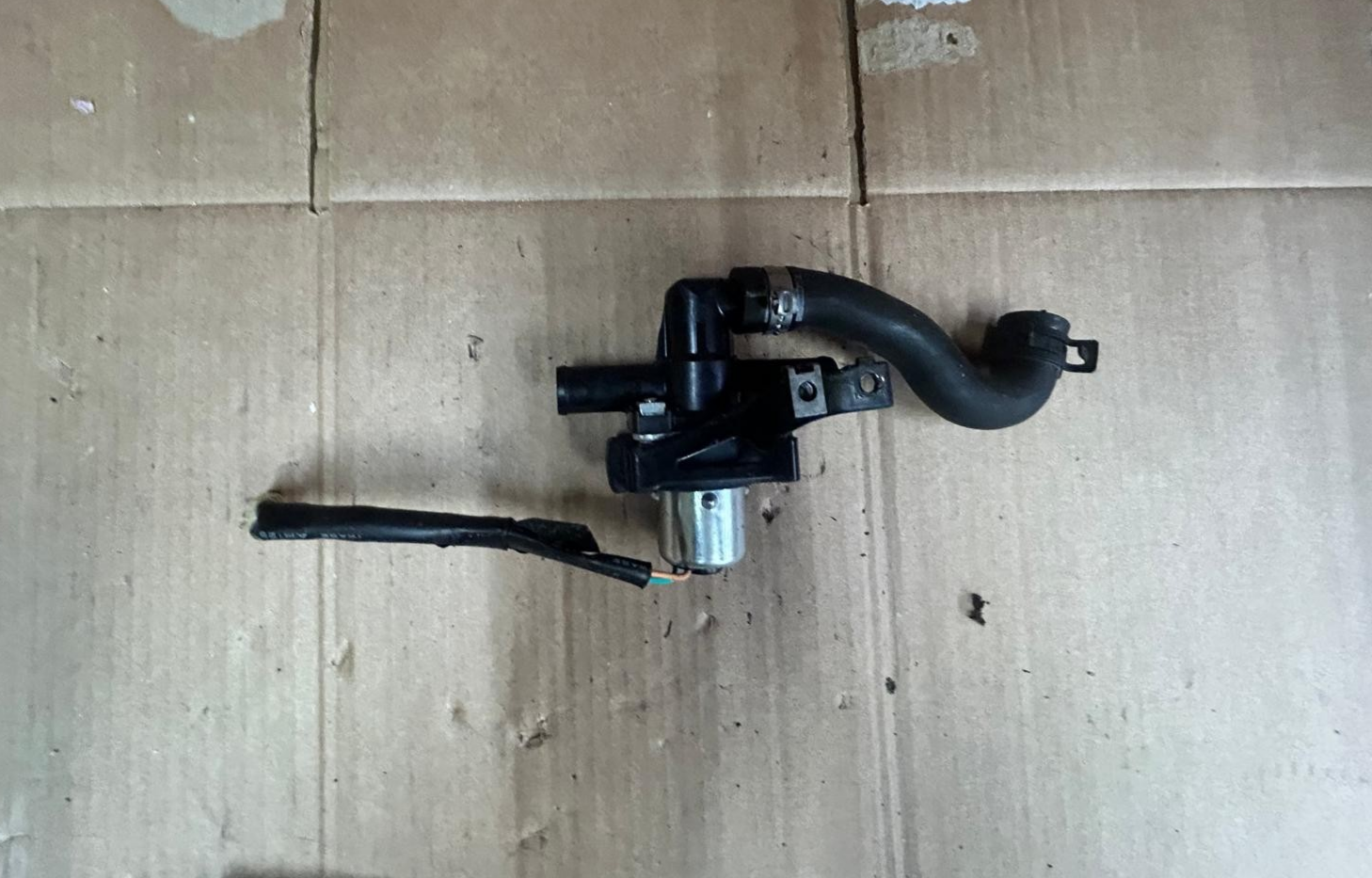 2020 - 2021 KTM ROAD 1290 Super Duke R SAS Hose Airbox | 61705035023