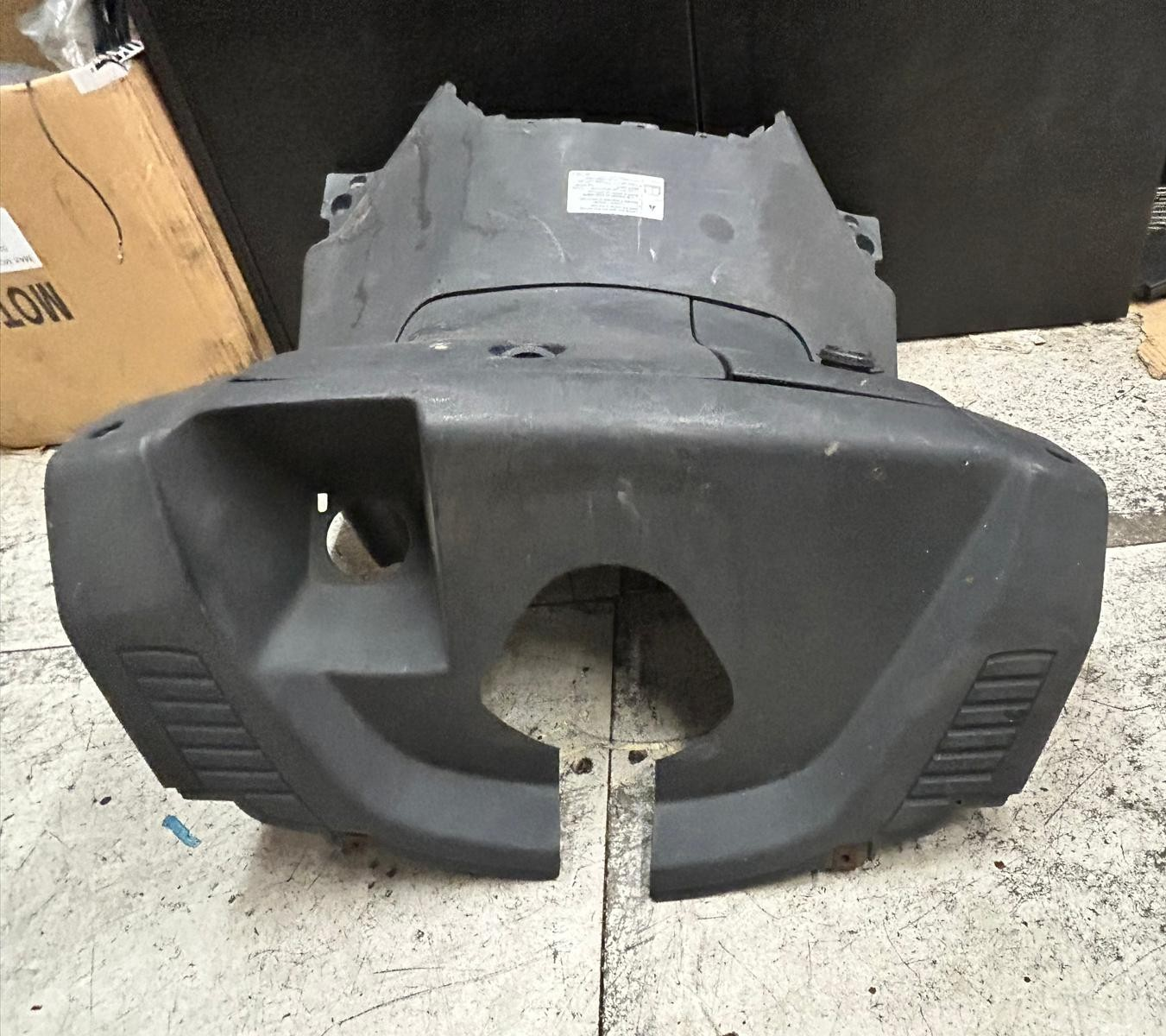 2005 - 2006 Yamaha YP 125/250 R Xmax Leg Shield Panel | 1B9-F8311-00