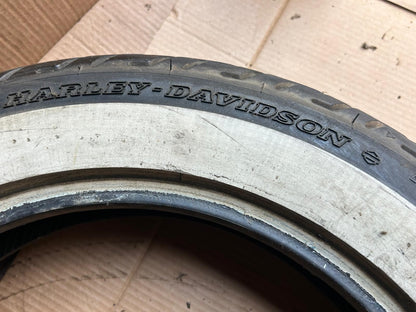 Dunlop D402F MT90B16 72H Harley Davidson Motorcycle Tyre