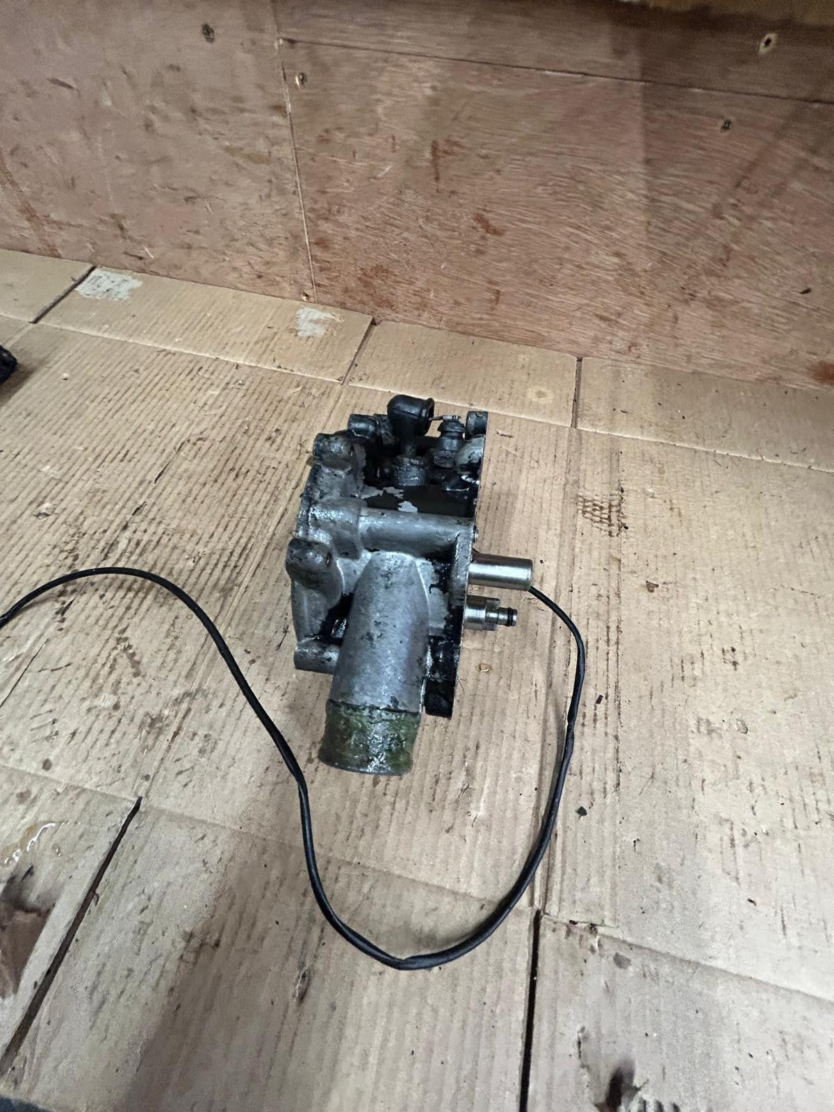 1985 - 1995 BMW K75s Water & Oil Pump | 1460582226