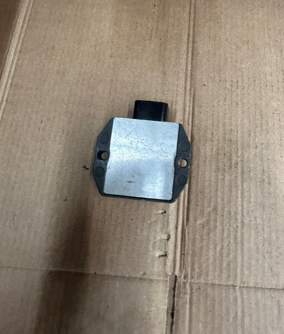 2022 KTM Super Duke R Voltage Regulator Rectifier | FH022AA