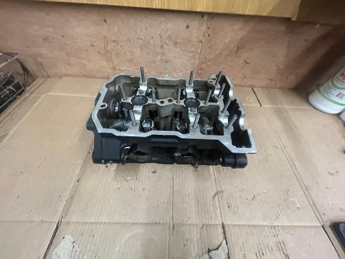 2009 BMW F800gs Engine Cylinder Head | 6613981
