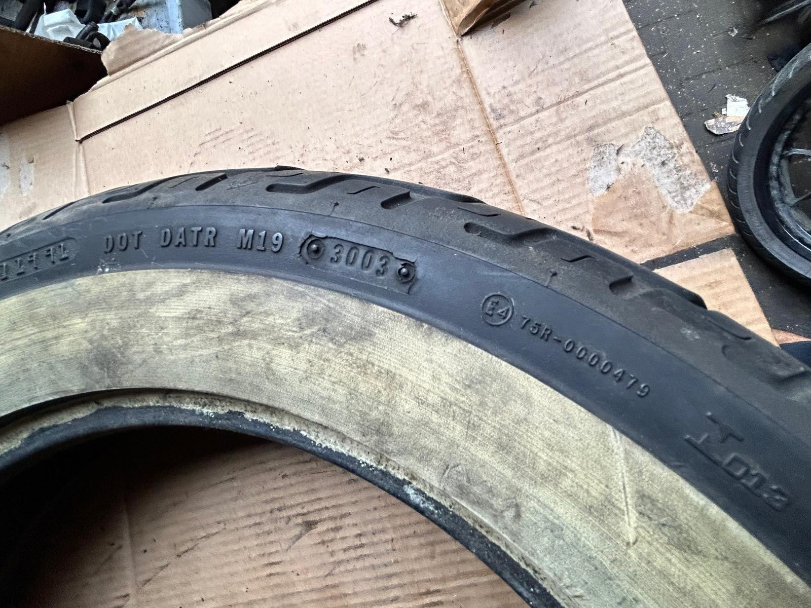 Dunlop D402 MT90B16 74H Harley Davidson Motorcycle Tyre