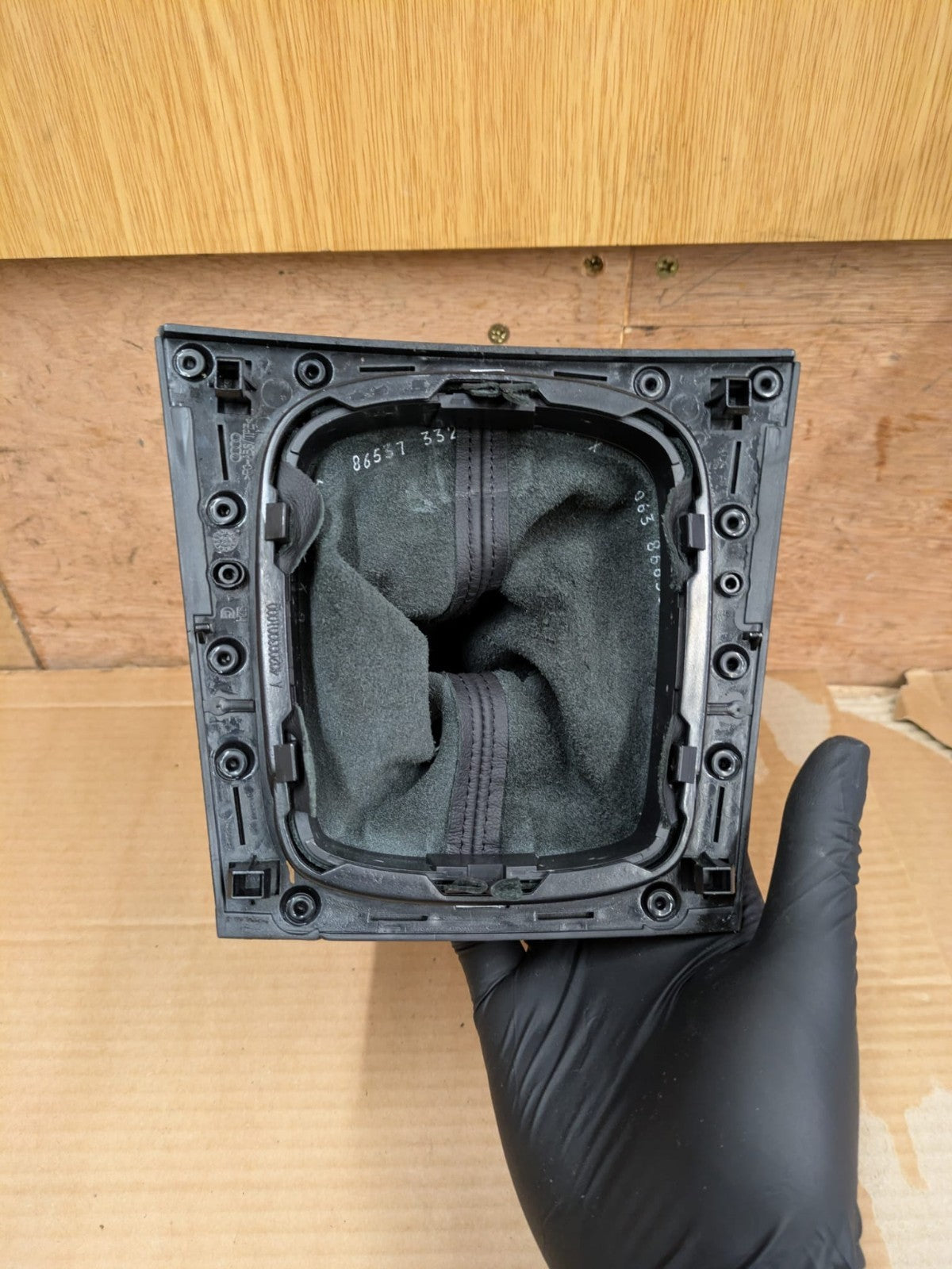 2011 Audi A3 S Line 6 Speed Gear Knob + Gaitor | 8P0863279A