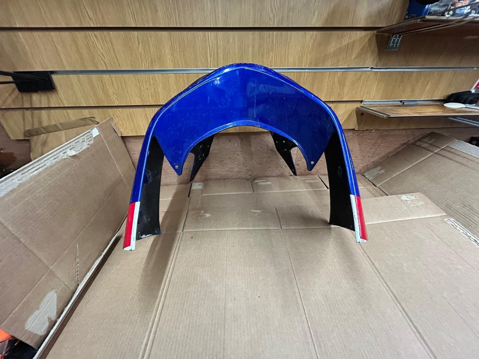 Honda CBR 900 Fireblade / CBR929RR Upper Cowl Comp | 64210-MCJA-0000