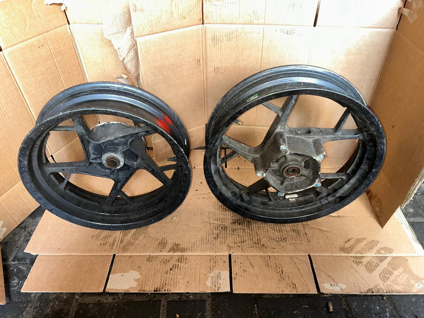 Yamaha Xmax 125 Front and Rear Wheels